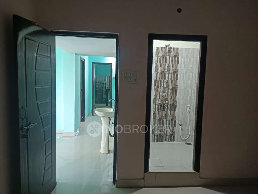 2 BHK Flat In Svlns Sai Nilayam For Sale  In Pragathi Nagar