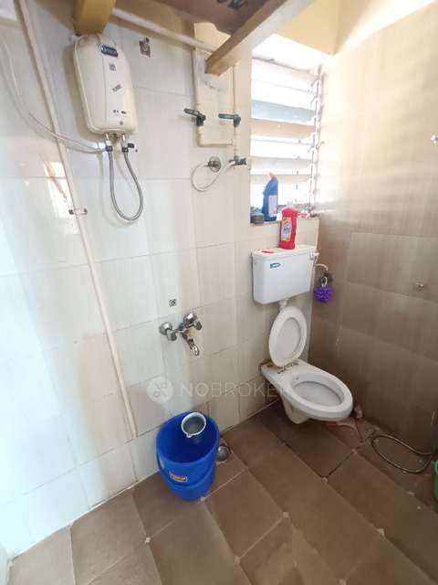 2 BHK Flat In Golden Nest Chs Kandivali For Sale  In Kandivali West