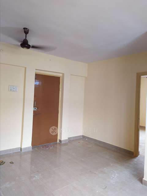 2 BHK Flat In Golden Nest Chs Kandivali For Sale  In Kandivali West