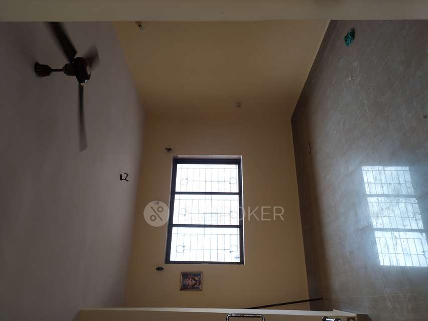 2 BHK Flat In Golden Nest Chs Kandivali For Sale  In Kandivali West