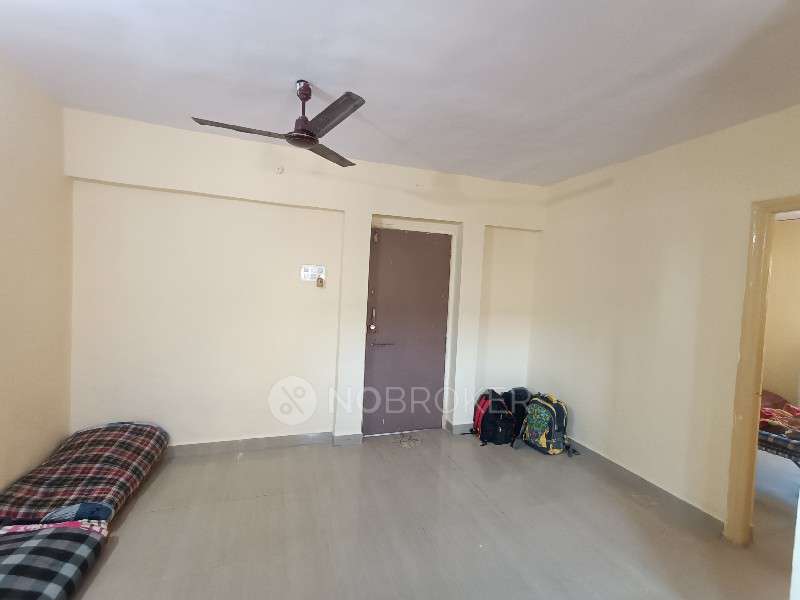 2 BHK Flat In Golden Nest Chs Kandivali For Sale  In Kandivali West