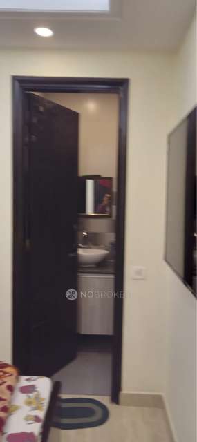 2 BHK Flat For Sale  In Lajpat Nagar I