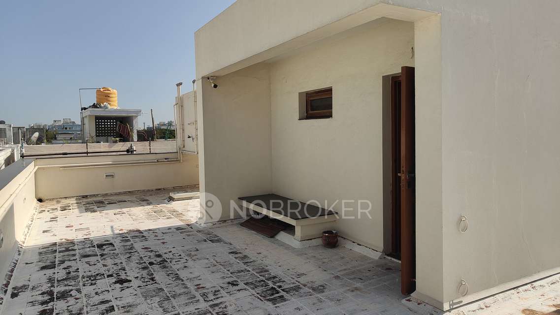 4 BHK House For Sale  In  Perungudi