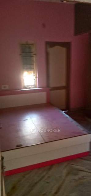 2 BHK Flat In Anirudha Apartment For Sale  In Selaiyur