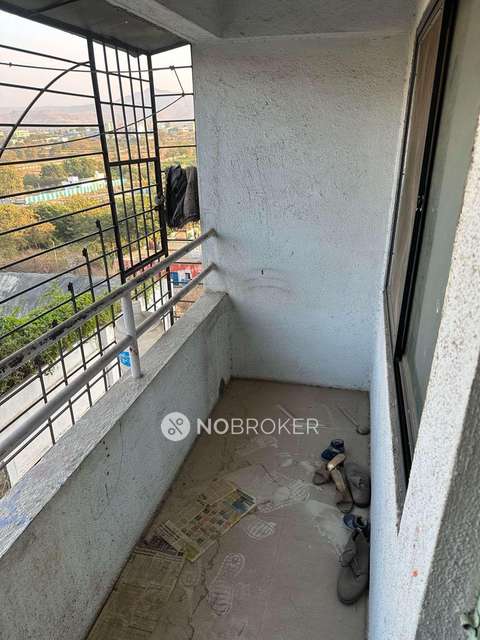 1 BHK Flat In Sp Platinium Iii For Sale  In Handewadi