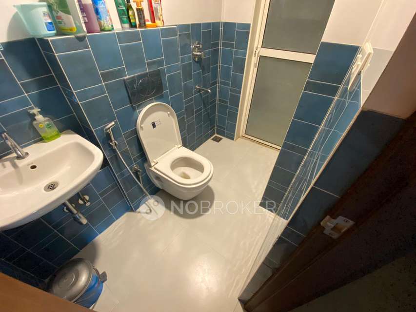 2 BHK Flat In Lodha Amara For Sale  In Thane West