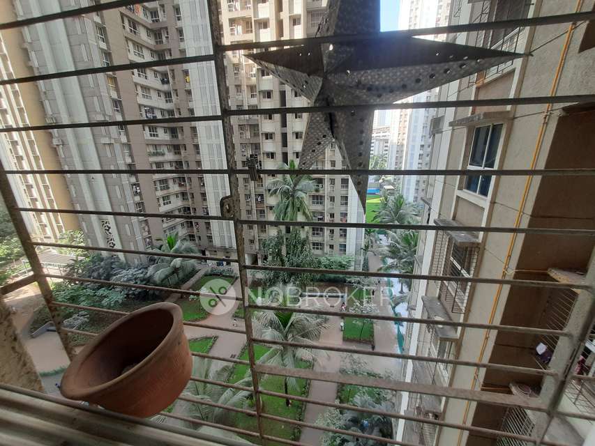 2 BHK Flat In Lodha Amara For Sale  In Thane West