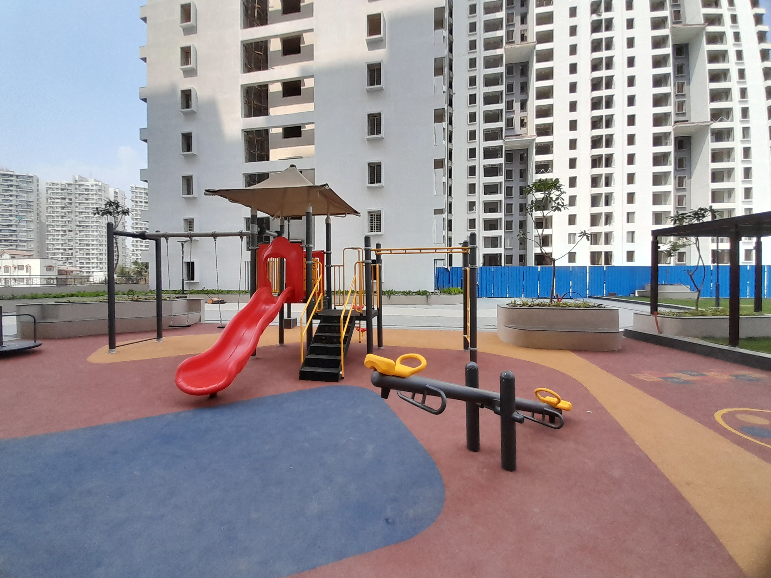 Vilas Javdekar Yashone Infinitee