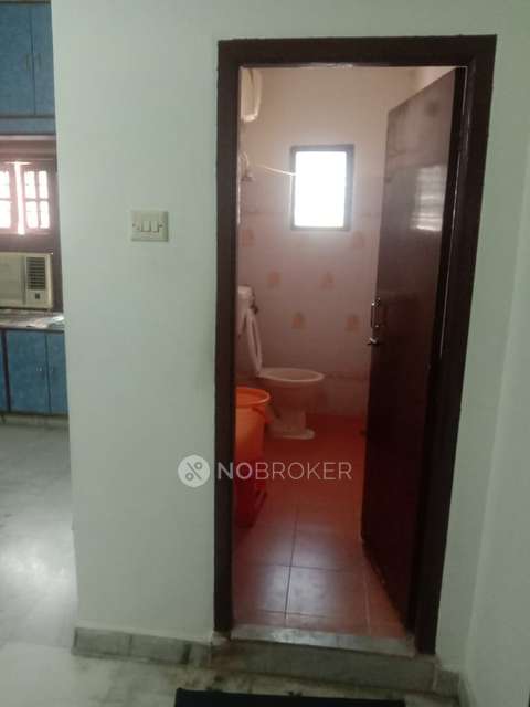 2 BHK Flat In Laxmi Nivas, Kondapur For Sale  In Kondapur