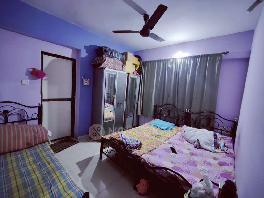 PG for Girls in Dheeraj Dreams Building 1