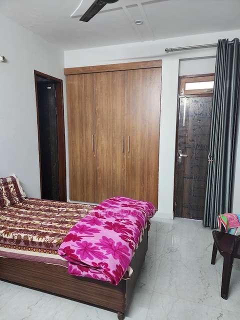 PG for Girls in Sector 38