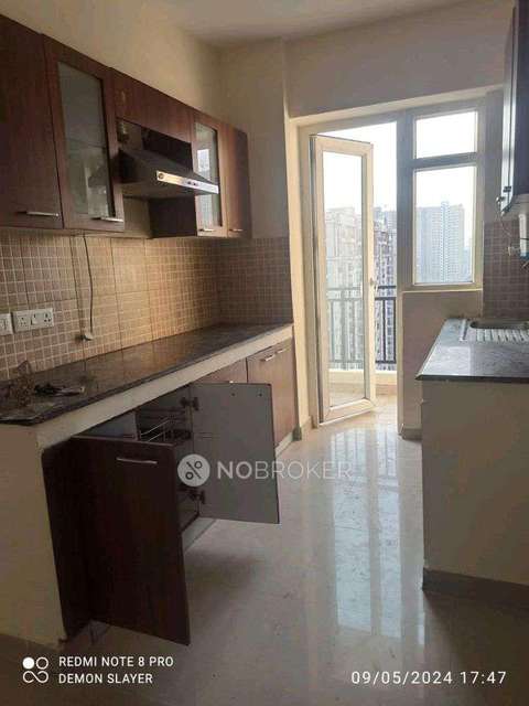 3 BHK Flat In Sethi Max Royal For Sale  In  Sector 76