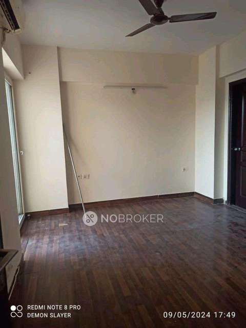 3 BHK Flat In Sethi Max Royal For Sale  In  Sector 76