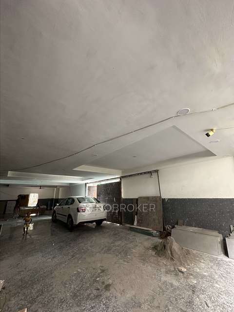 4 BHK Flat For Sale  In Rohini