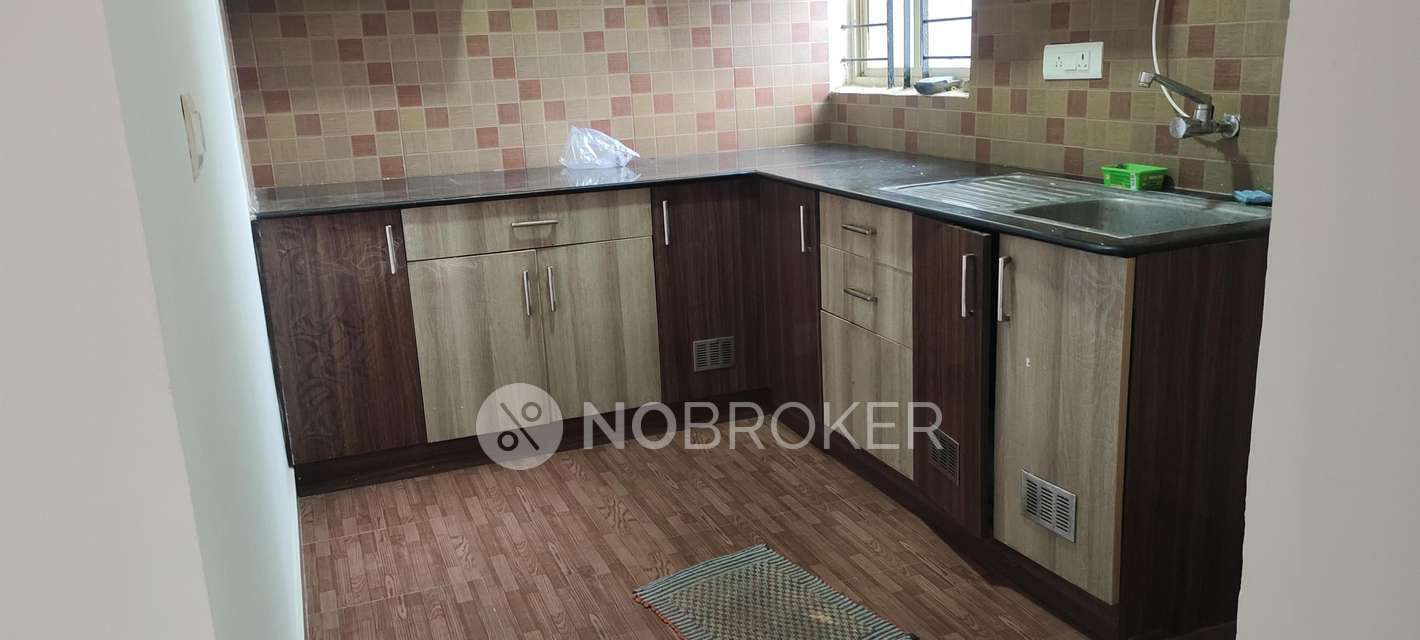 2 BHK Flat In Sowparnika Sai Srishti, Yelachanayakanapura For Sale  In Yelachanayakanapura