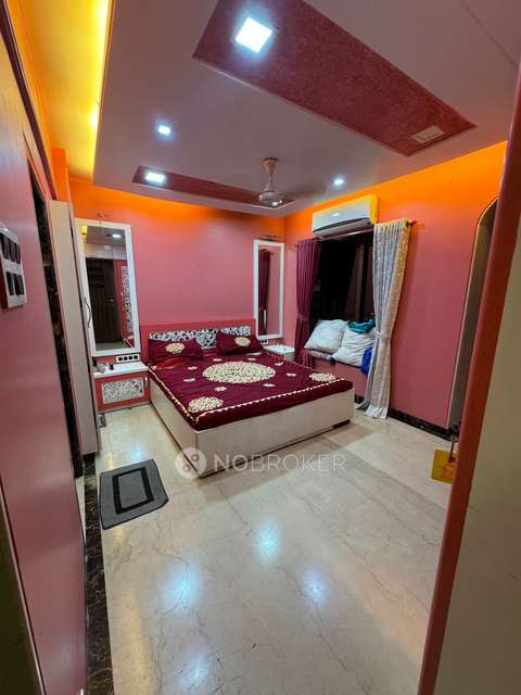 2 BHK Flat In New Sterling Apartment For Sale  In Santacruz West