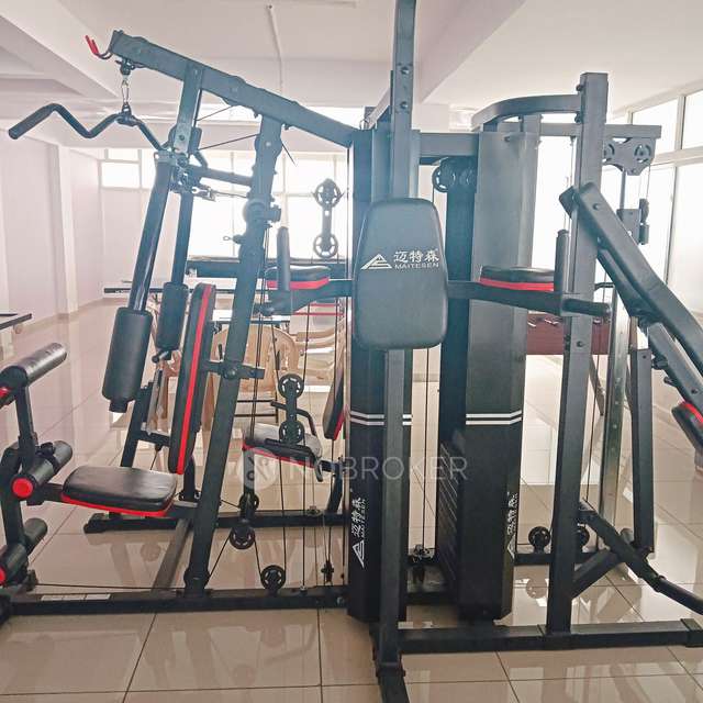 2 BHK Flat In Pyramid Watsonia For Sale  In Nehru Nagar