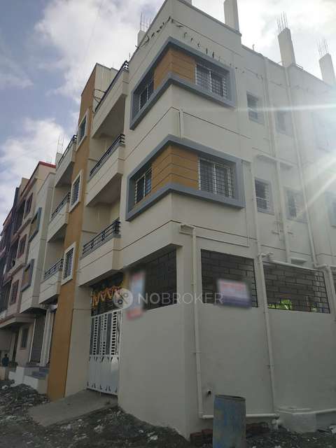 PG for Boys in Loni Kalbhor,