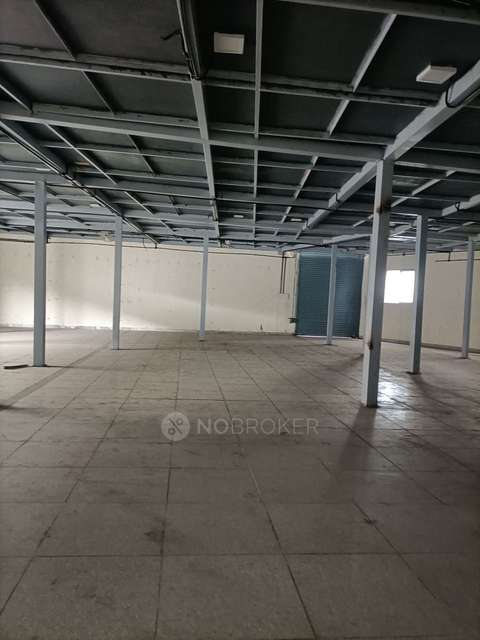 Showroom in Nayanda Halli, Bangalore for sale 