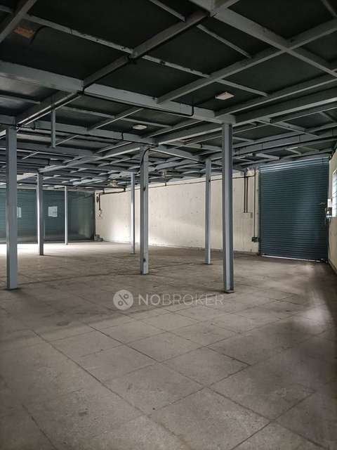 Showroom in Nayanda Halli, Bangalore for sale 