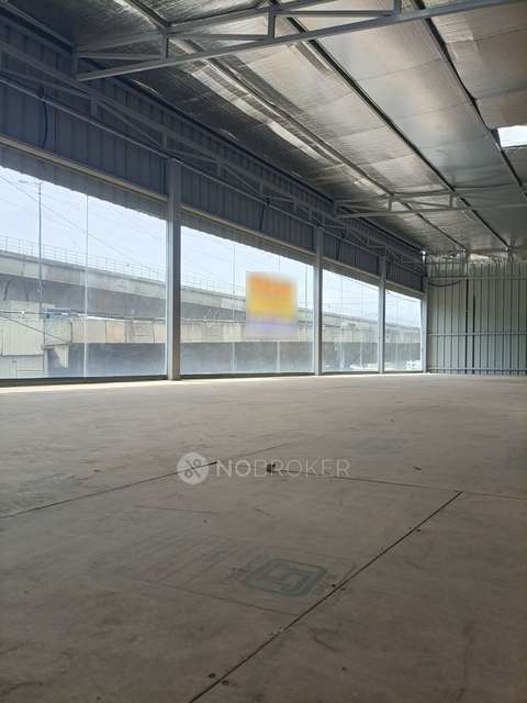 Showroom in Nayanda Halli, Bangalore for sale 