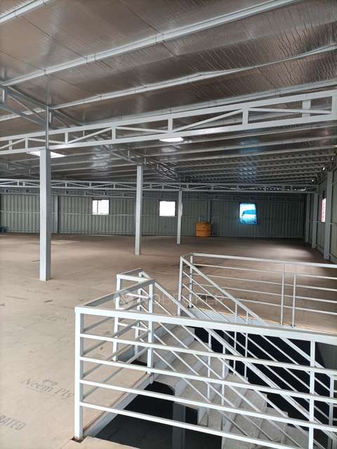 Showroom in Nayanda Halli, Bangalore for sale 