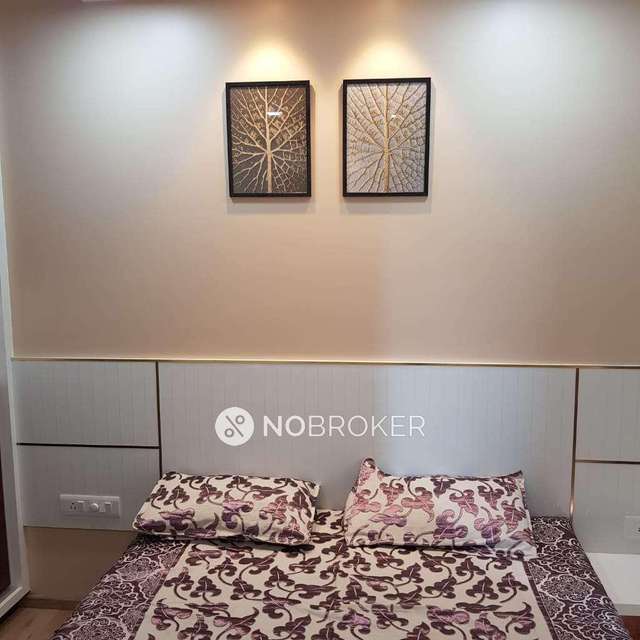 2 BHK Flat In Kanakia Paris For Sale  In Bandra East