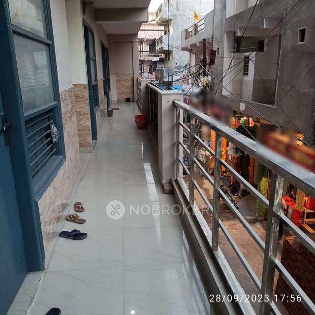 PG for Anyone in  Sector 59