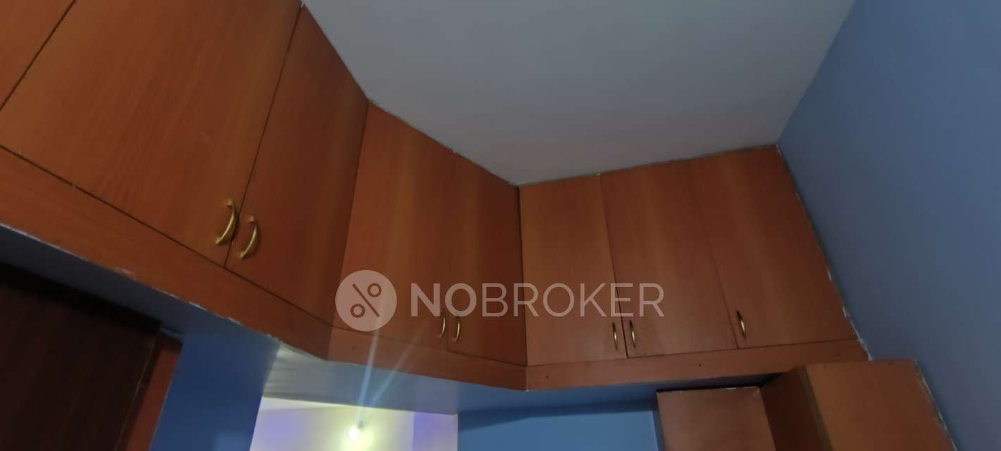 3 BHK Flat In Leela Tower For Sale  In Kovilambakkam