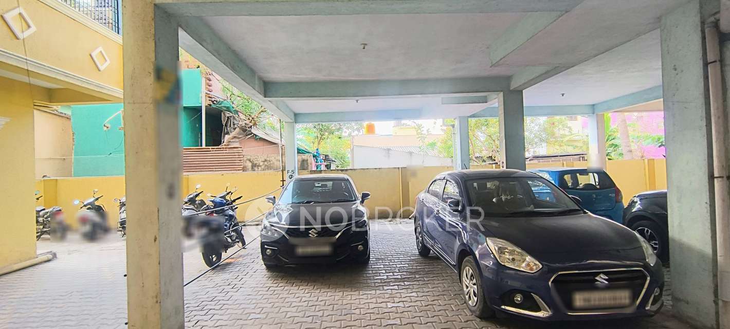 3 BHK Flat In Leela Tower For Sale  In Kovilambakkam