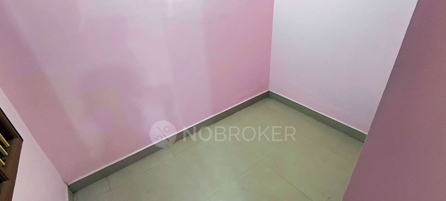 3 BHK Flat In Leela Tower For Sale  In Kovilambakkam