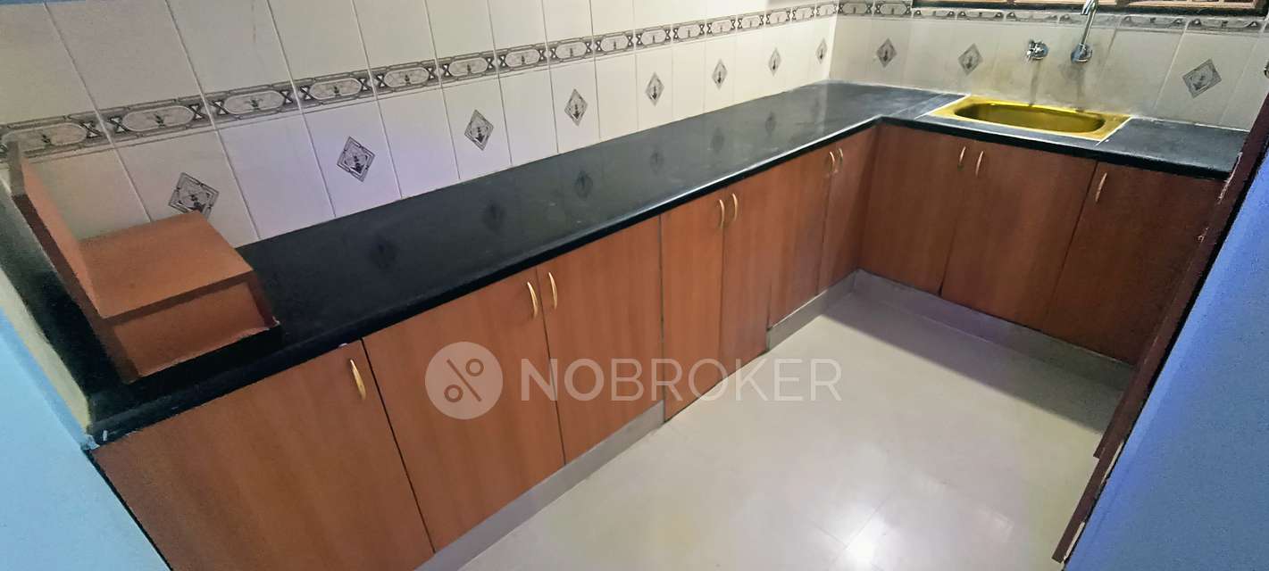 3 BHK Flat In Leela Tower For Sale  In Kovilambakkam