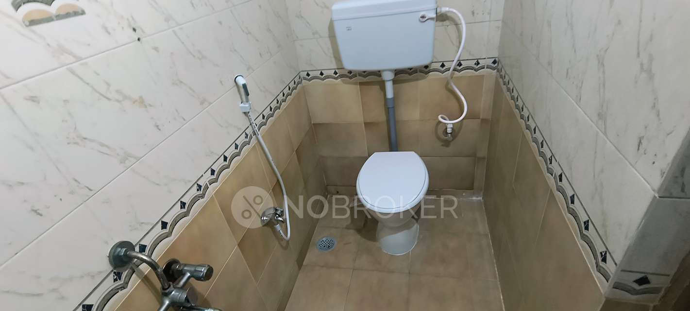 3 BHK Flat In Leela Tower For Sale  In Kovilambakkam