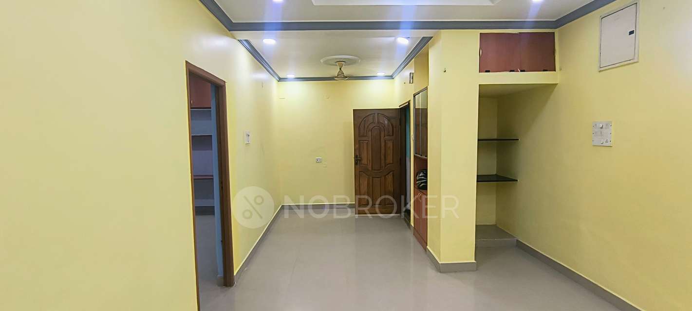 3 BHK Flat In Leela Tower For Sale  In Kovilambakkam