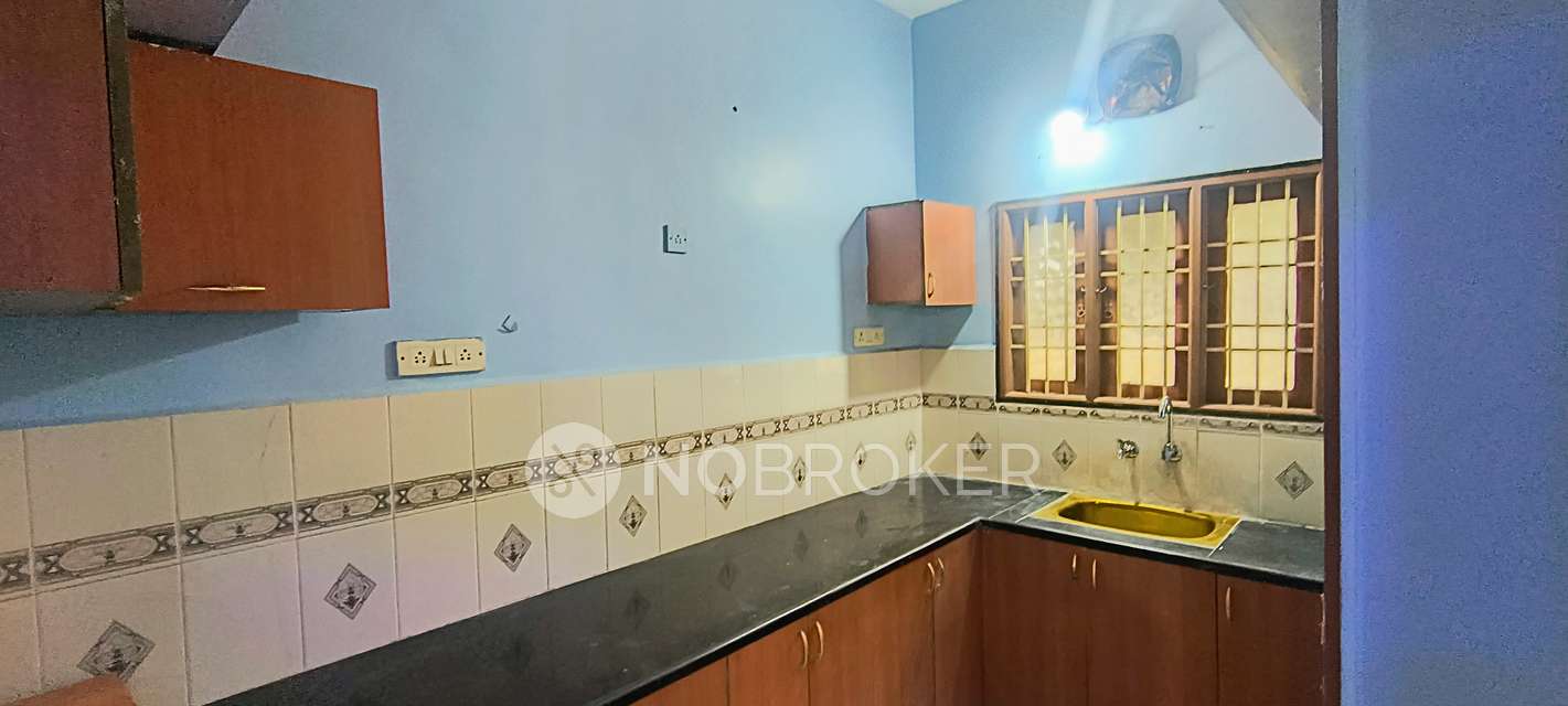 3 BHK Flat In Leela Tower For Sale  In Kovilambakkam