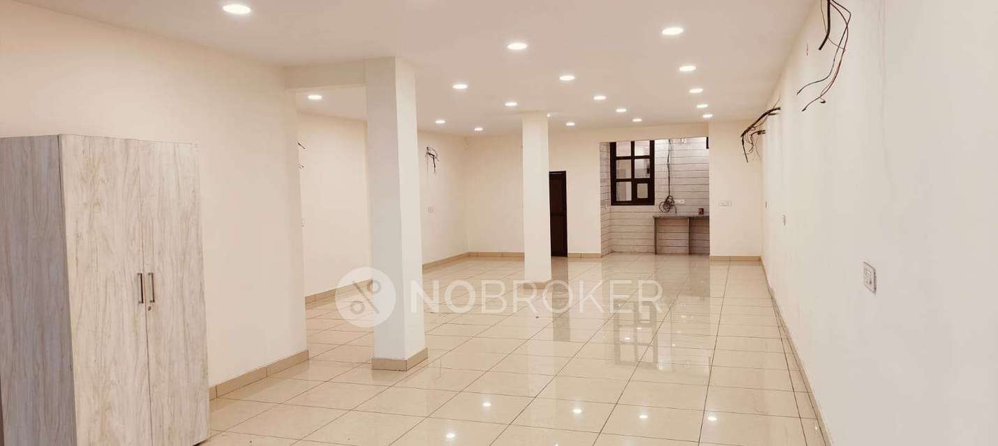Office Space in Rohini, Delhi for Rent 