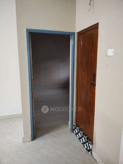 2 BHK Flat In Leela Avenue ,choolaimedu For Sale  In Choolaimedu