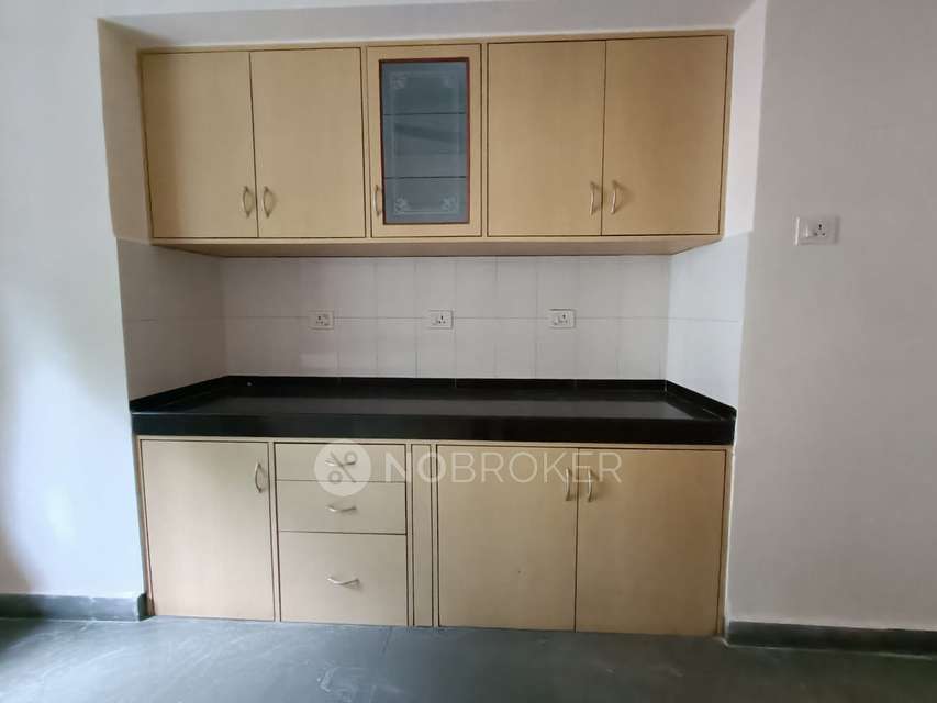 3 BHK Flat In Accolade Chs Ltd. Near Thane Rto, Hajuri D For Sale  In Thane West