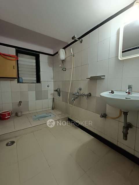 3 BHK Flat In Accolade Chs Ltd. Near Thane Rto, Hajuri D For Sale  In Thane West