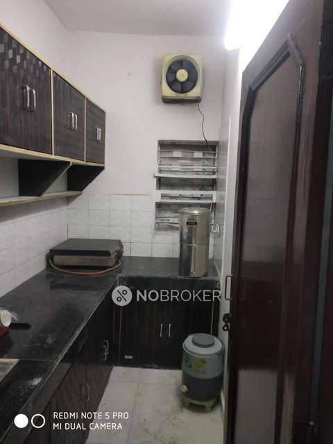 2 BHK Flat In Krishna Park For Sale  In Tilak Nagar