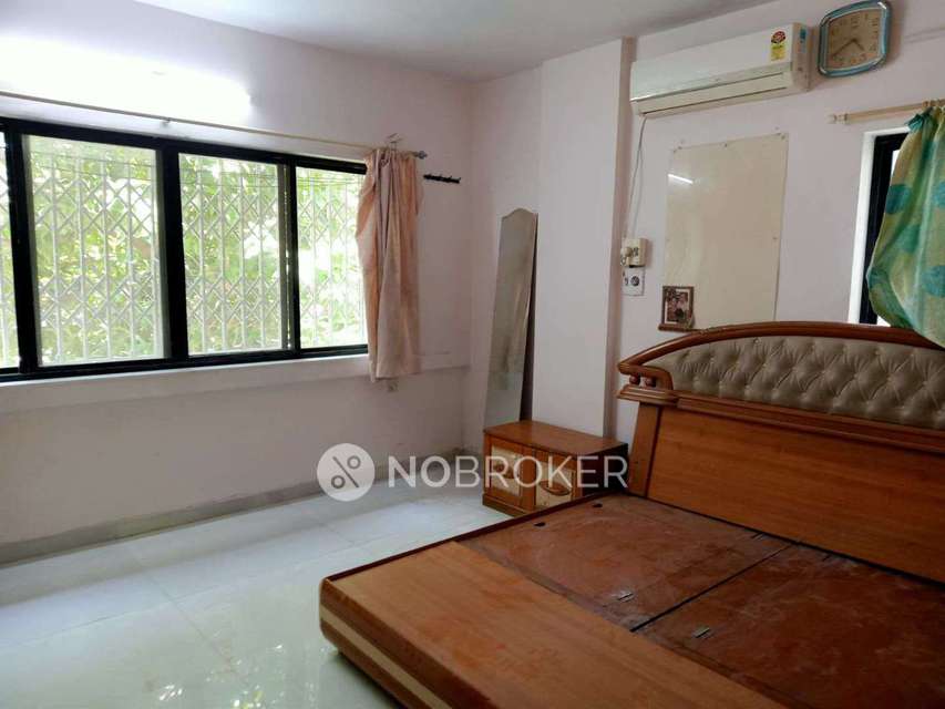 3 BHK Flat In Swastik Apartments for Rent  In Vile Parle West
