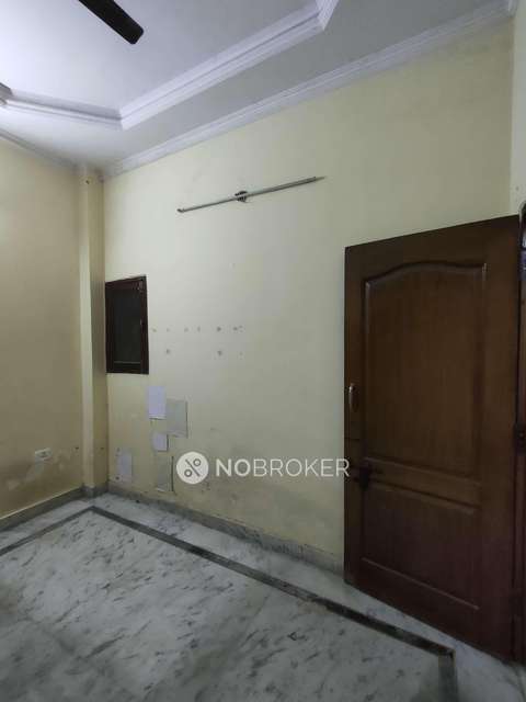 2 BHK Flat In Standalone Building  For Sale  In Nirankari Colony