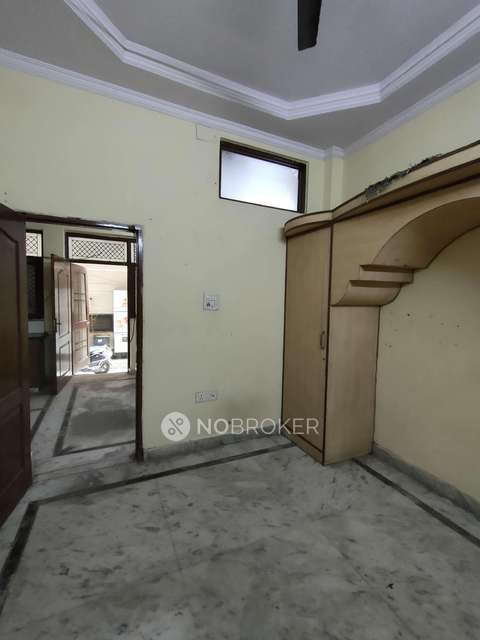 2 BHK Flat In Standalone Building  For Sale  In Nirankari Colony