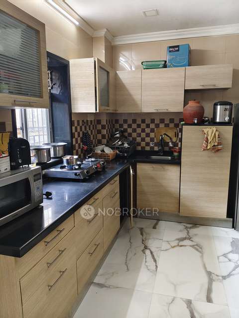 1 BHK Flat In Navyug Mansion For Sale  In Grant Road West