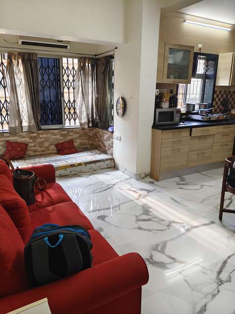 1 BHK Flat In Navyug Mansion For Sale  In Grant Road West