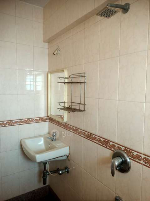 4 BHK Flat In Swami Tower For Sale  In Chembur East