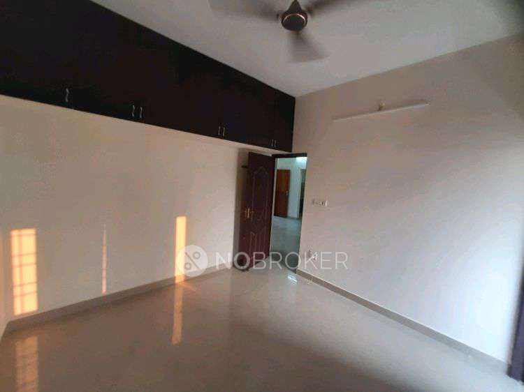 2 BHK Flat In Pmr&#39;s Shree Sai Apartment For Sale  In Sithalapakkam