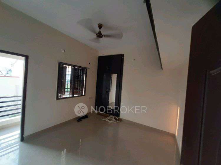 2 BHK Flat In Pmr&#39;s Shree Sai Apartment For Sale  In Sithalapakkam