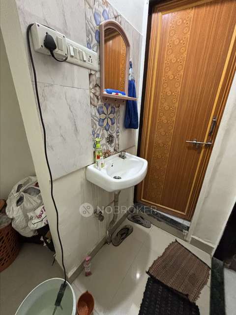 1 BHK Flat For Sale  In Sector No. 33