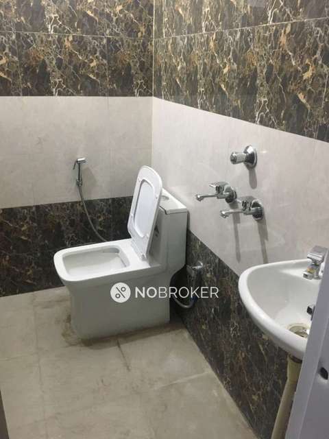 PG for Boys in Sector 72